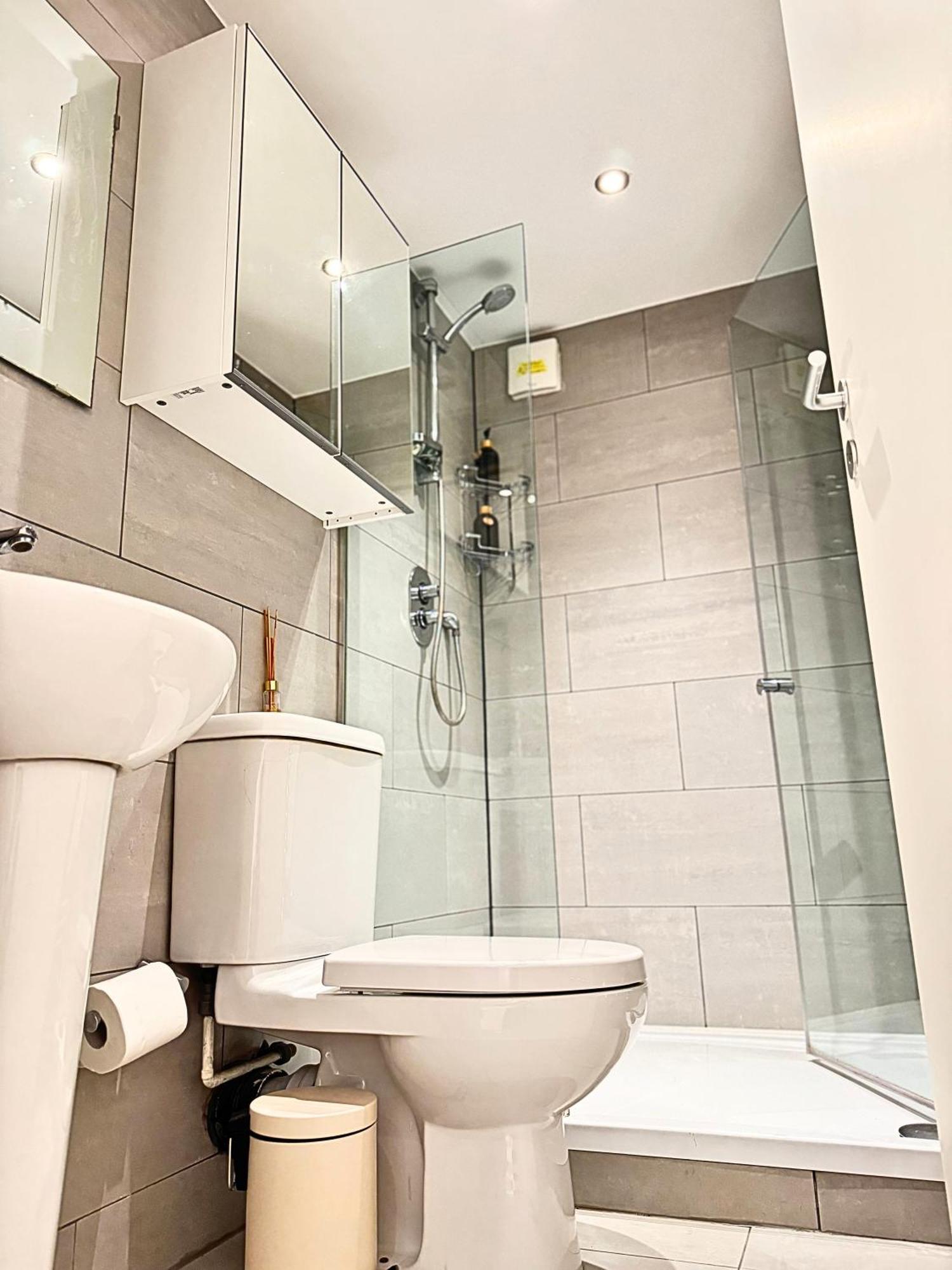 Kensington Mews Retreat: Hyde Park Hideaway Villa London Exterior photo