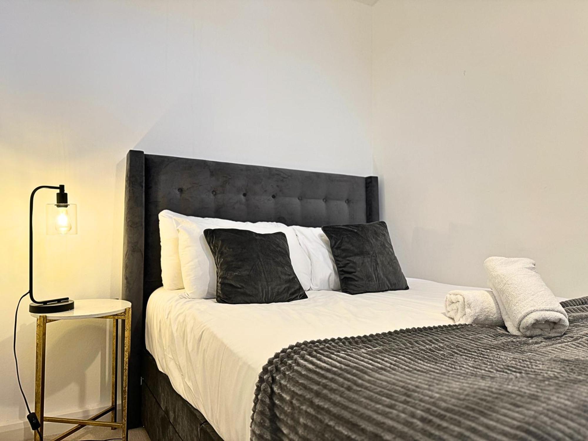 Kensington Mews Retreat: Hyde Park Hideaway Villa London Exterior photo