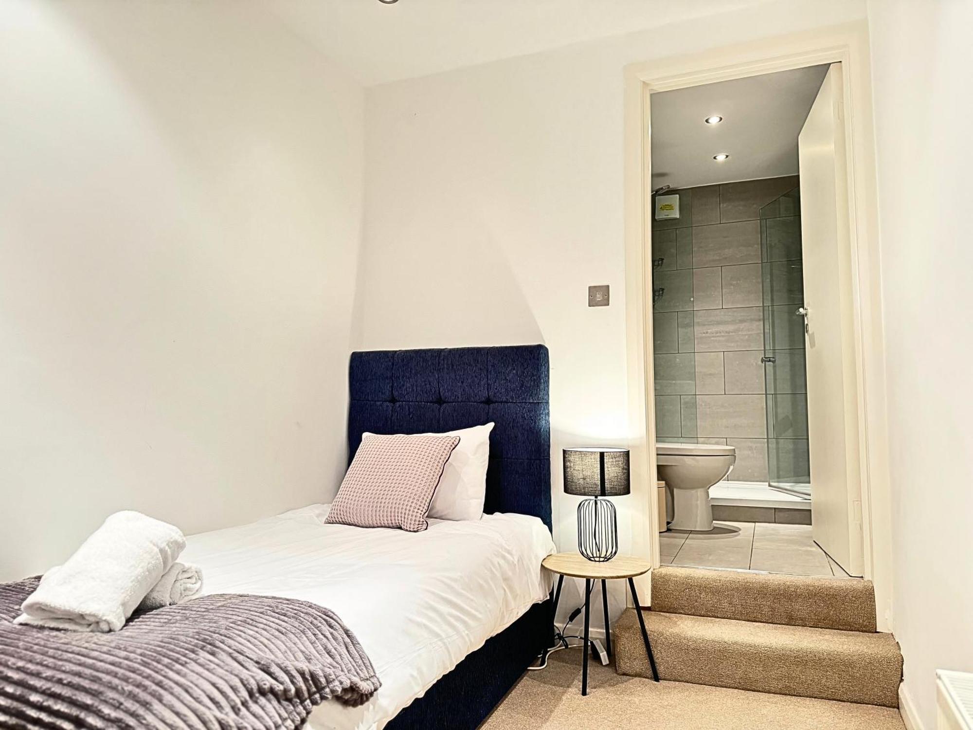 Kensington Mews Retreat: Hyde Park Hideaway Villa London Exterior photo