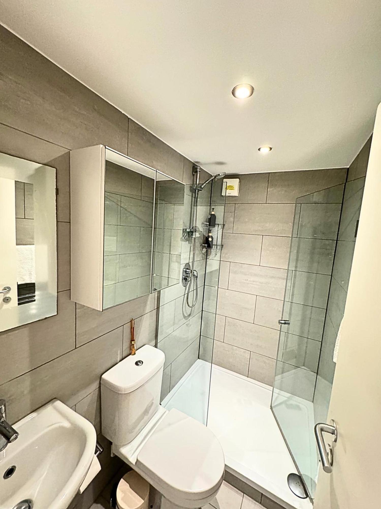 Kensington Mews Retreat: Hyde Park Hideaway Villa London Exterior photo