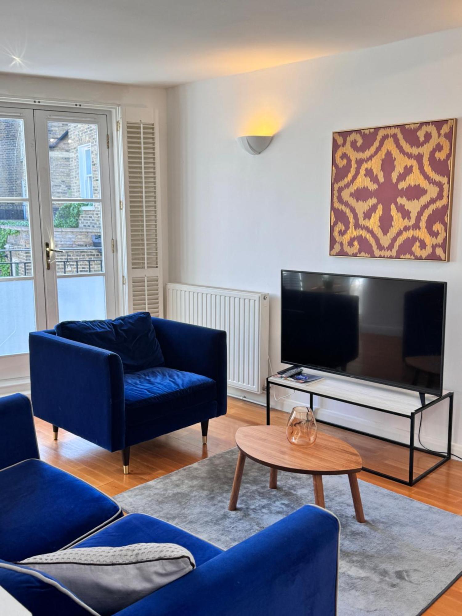 Kensington Mews Retreat: Hyde Park Hideaway Villa London Exterior photo
